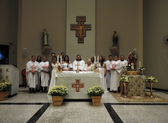 SANTA MISSA COM O RITO DO MATRIMÔNIO